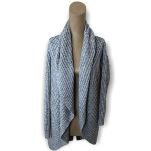 Alpaca Connection Gray Circle Cardigan Sweater Made in Peru Size Medium